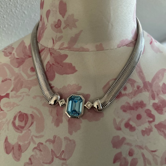 CHRISTIAN DIOR Emerald Cut London Blue Topaz and Pave' Crystal Statement Choker - Picture 6 of 10